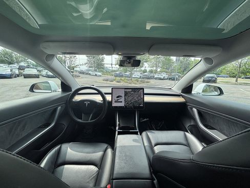 Used 2019 Tesla Model 3 Standard Range Plus RWD image 24