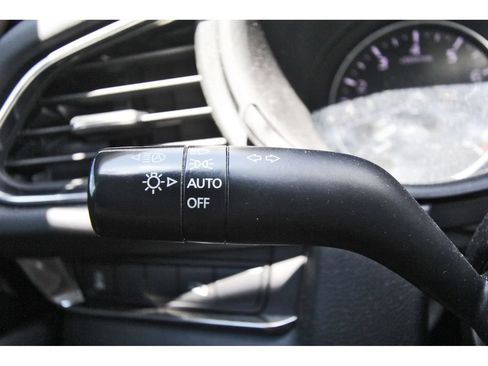 Used 2021 MAZDA CX-30 AWD 2.5 S w/ Premium Package image 18
