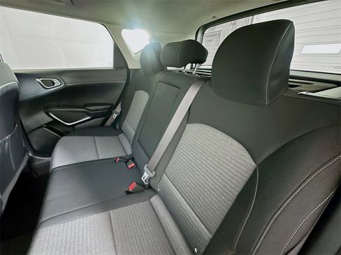 Used 2023 Kia Soul EX image 25