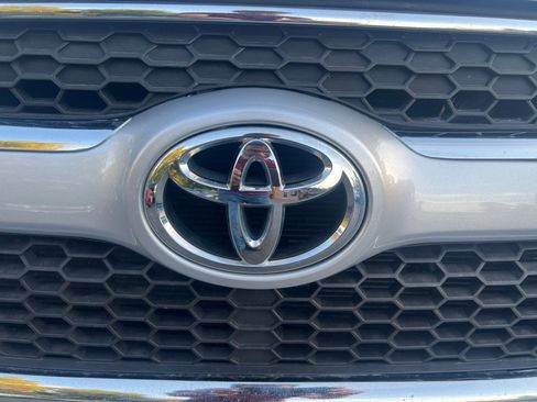 Used 2012 Toyota RAV4 Limited image 36
