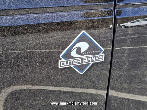 New 2026 Ford Bronco Outer Banks w/ Sasquatch Package image 5