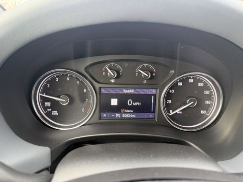 Used 2022 Buick Enclave Essence w/ Experience Buick Package image 10