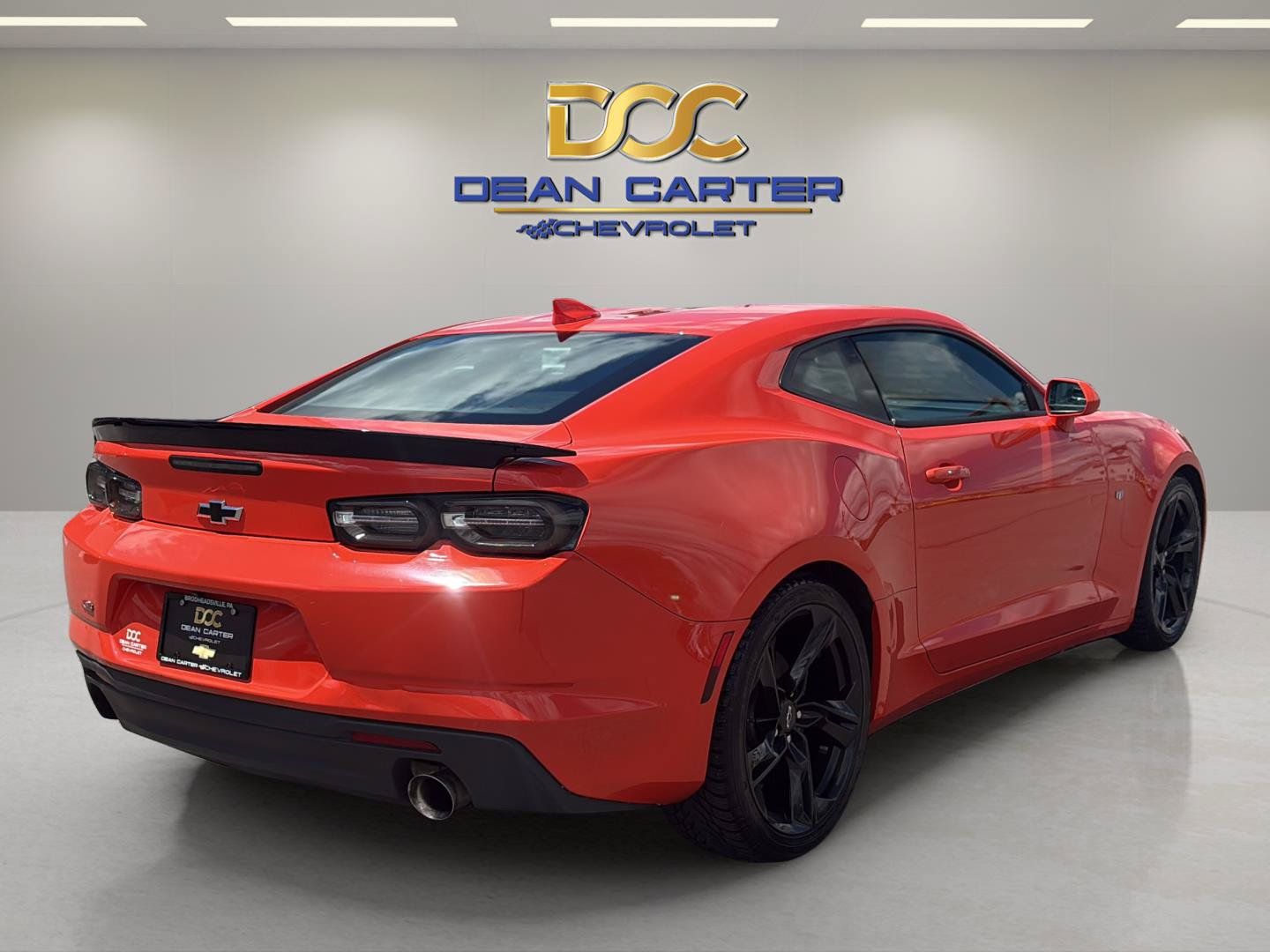 Used 2021 Chevrolet Camaro LT w/ RS Package RWD image 5