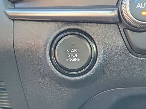 Used 2024 MAZDA MAZDA3 s image 29