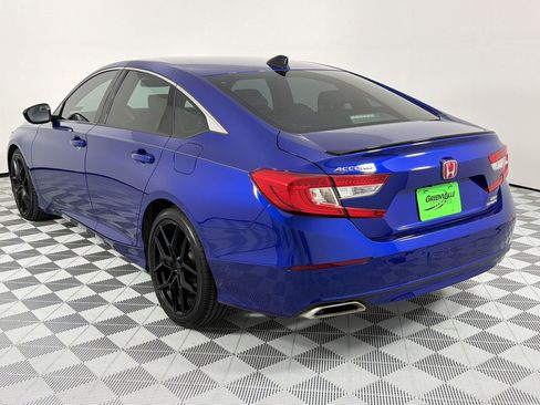 Used 2022 Honda Accord Sport image 3