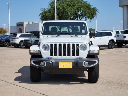 Certified 2020 Jeep Gladiator Sport w/ Quick Order Package 24S AWD/4WD image 2