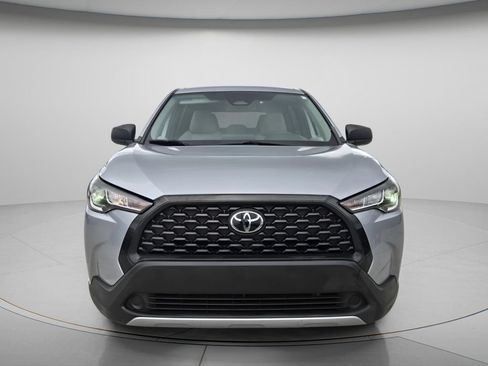 Used 2023 Toyota Corolla Cross L FWD image 5