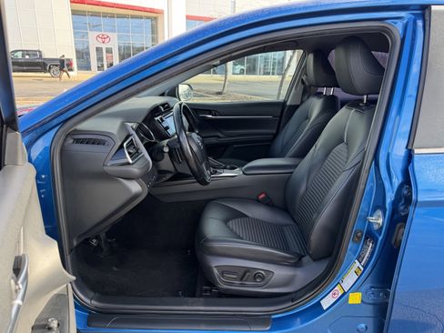 Used 2018 Toyota Camry SE image 14