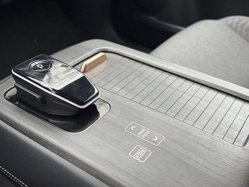 Certified 2023 Nissan Ariya FWD image 15