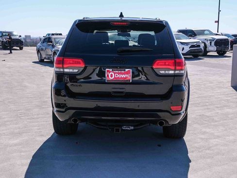 Used 2015 Jeep Grand Cherokee Altitude AWD/4WD image 5