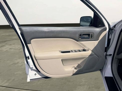 Used 2010 Ford Fusion Hybrid FWD image 13