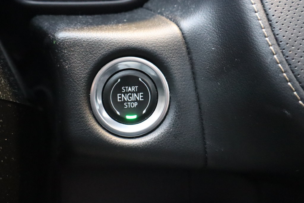Used 2023 Chevrolet Tahoe Premier AWD/4WD image 13