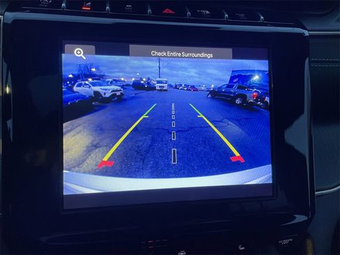 Used 2023 Jeep Grand Cherokee Altitude image 20