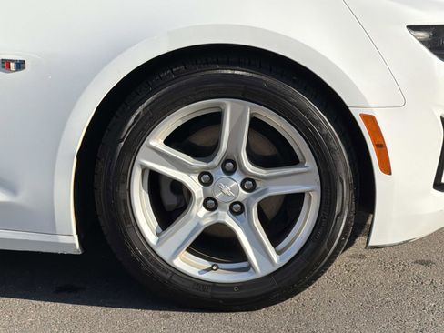 Used 2020 Chevrolet Camaro LT image 26