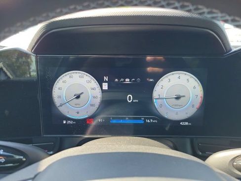 Certified 2025 Hyundai Elantra N FWD image 19