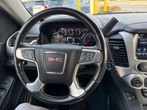 Used 2020 GMC Yukon SLT image 44