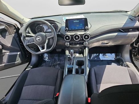 Used 2024 Nissan Sentra SV FWD image 11