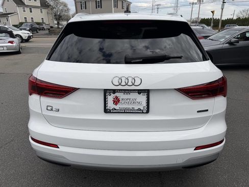 Used 2020 Audi Q3 2.0T Premium image 6