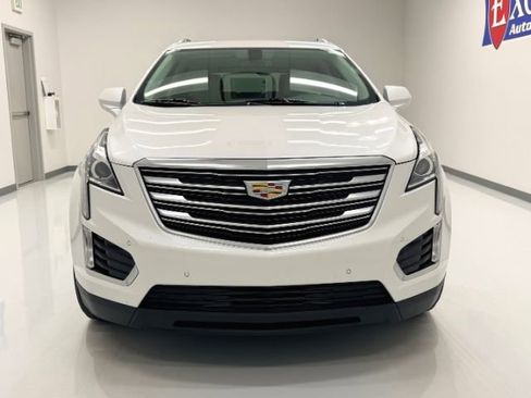 Used 2018 Cadillac XT5 Luxury AWD/4WD image 3