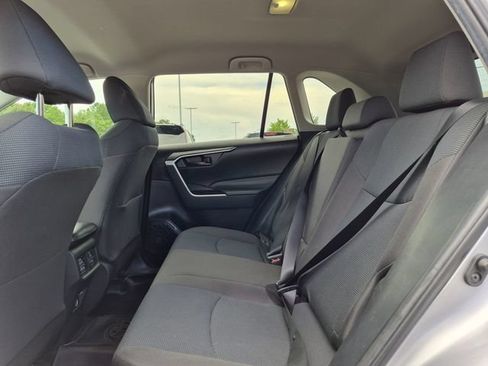 Used 2022 Toyota RAV4 LE FWD image 33