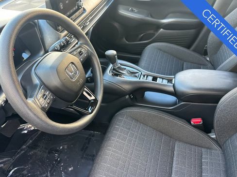 Certified 2025 Honda HR-V LX image 10