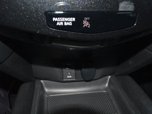 Used 2018 Nissan Rogue Sport S image 18