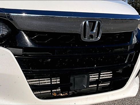 Used 2020 Honda Accord Touring image 39