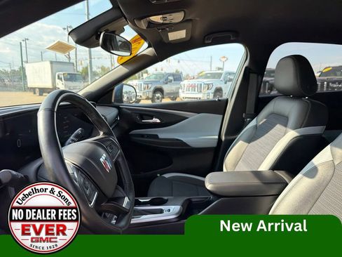 Used 2024 Buick Envista Preferred w/ Convenience I Package FWD image 21
