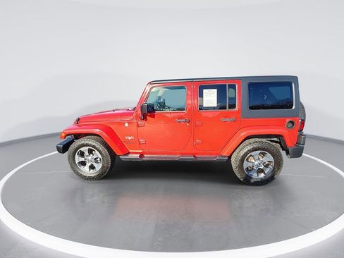 Used 2017 Jeep Wrangler Unlimited Sahara w/ Dual Top Group image 5