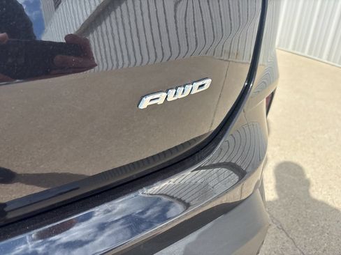 Used 2024 Ford Edge SEL w/ Convenience Package AWD/4WD image 10