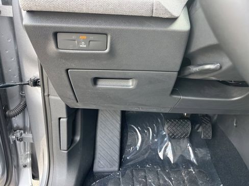 New 2025 Volkswagen Tiguan S image 24