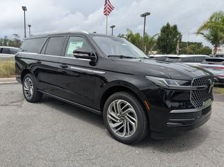 New 2025 Lincoln Navigator L Reserve video 2