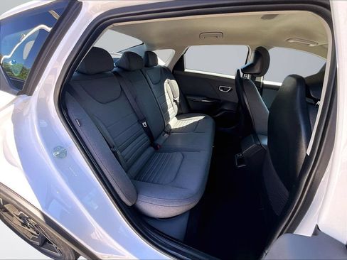 Used 2025 Kia K4 EX FWD image 28