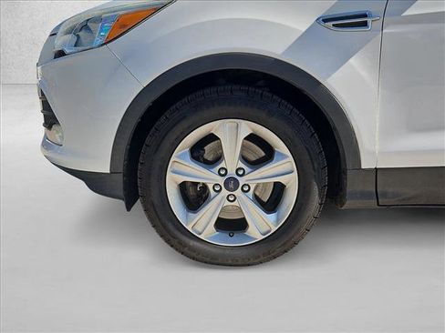 Used 2015 Ford Escape SE w/ Equipment Group 201A image 23