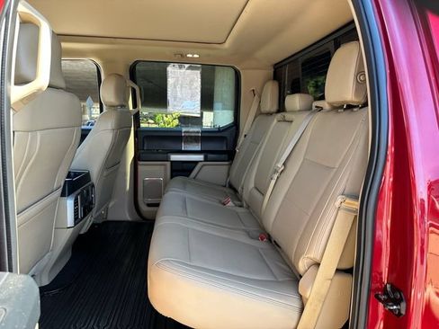 Used 2017 Ford F250 Lariat w/ Lariat Value Package AWD/4WD image 33