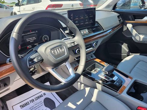 Certified 2023 Audi Q5 2.0T Premium Plus w/ Premium Plus Package AWD/4WD image 5