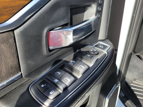 Used 2022 RAM 2500 Laramie image 34