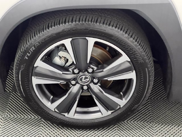 Certified 2025 Lexus UX 300h FWD image 22