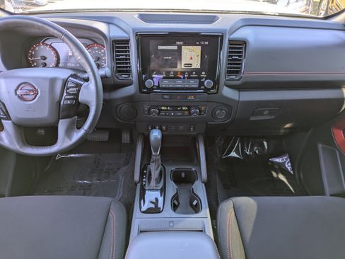 Used 2023 Nissan Frontier Pro-X w/ Pro Convenience Package image 16