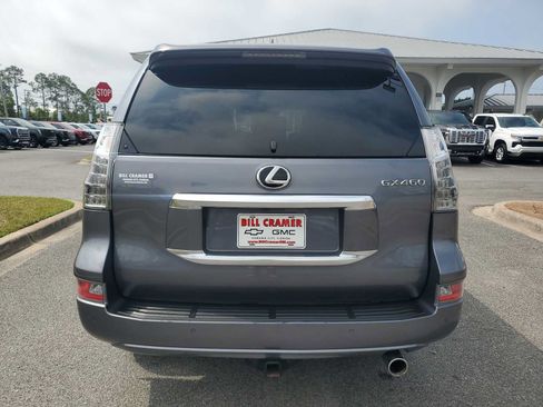 Used 2020 Lexus GX 460 Premium w/ Premium Package AWD/4WD image 4