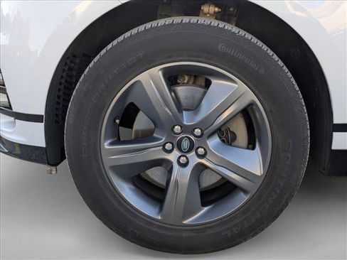 Used 2025 Land Rover Range Rover Velar Dynamic SE image 25