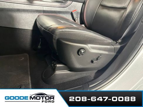 Used 2024 Dodge Durango GT AWD/4WD image 11