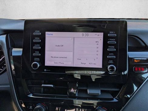 Used 2022 Toyota Camry SE w/ Carpet Mat Package (TMS) image 15