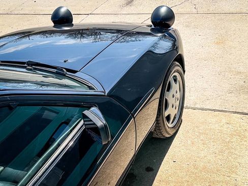 Used 1990 Porsche 928 image 10