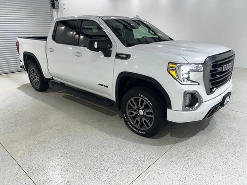 Used 2020 GMC Sierra 1500 AT4 w/ AT4 Premium Package AWD/4WD image 7