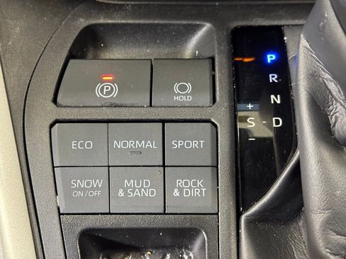 Used 2024 Toyota RAV4 XLE w/ Weather Package AWD/4WD image 33