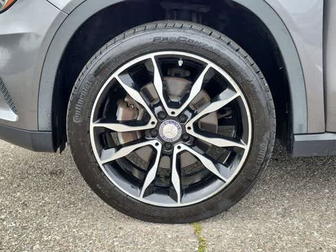 Used 2017 Mercedes-Benz GLA 250 4MATIC image 14