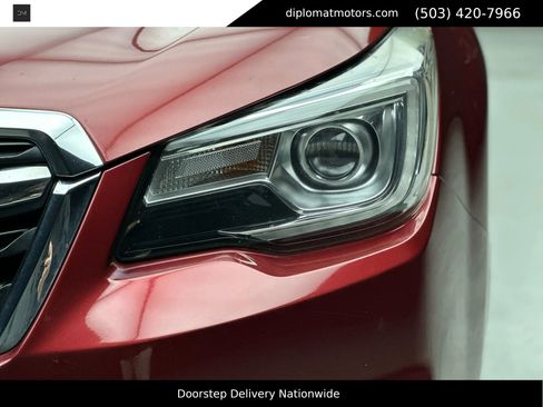 Used 2018 Subaru Forester 2.5i Touring w/ Popular Package #2 image 12