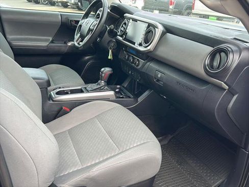 Certified 2021 Toyota Tacoma SR5 image 26