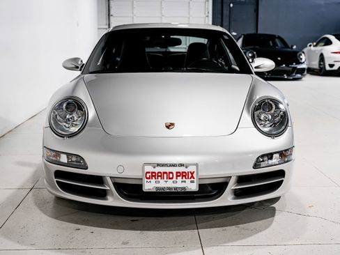 Used 2005 Porsche 911 Carrera S image 5